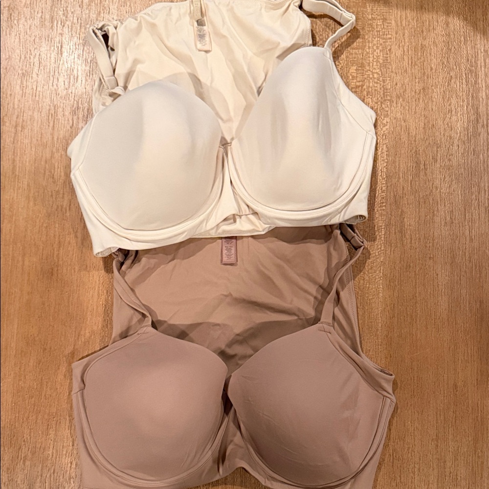 SKIMS Cream and Tan Shapewear BRA Set